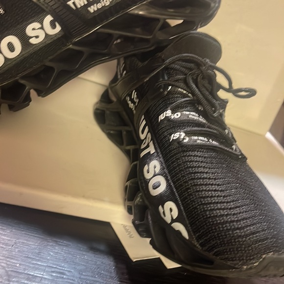 Just so so sneakers size 11 - Picture 15 of 16